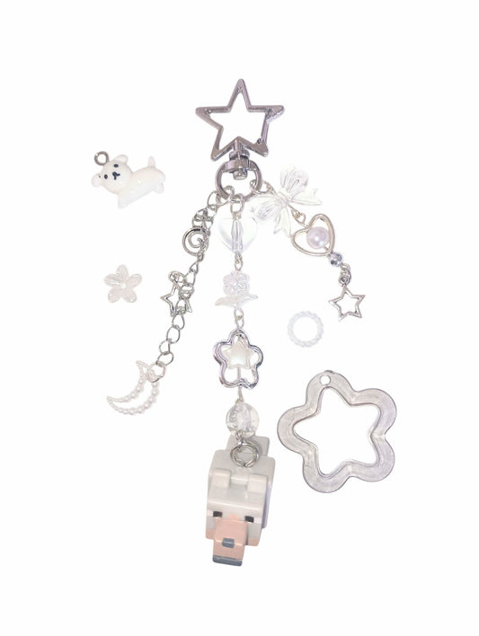 Gray Wolf Keychain